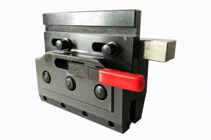 折彎機夾具安裝的五個要點